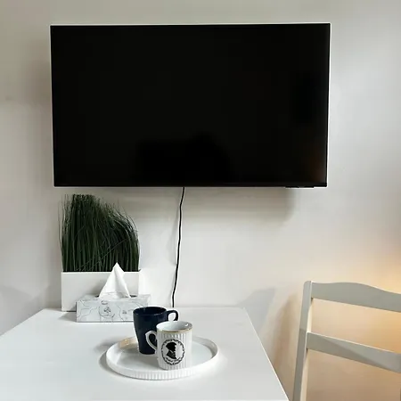 Bright & Cozy In Centre